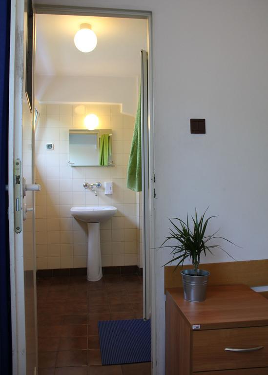 Hotel Mistia Krasków Oda fotoğraf